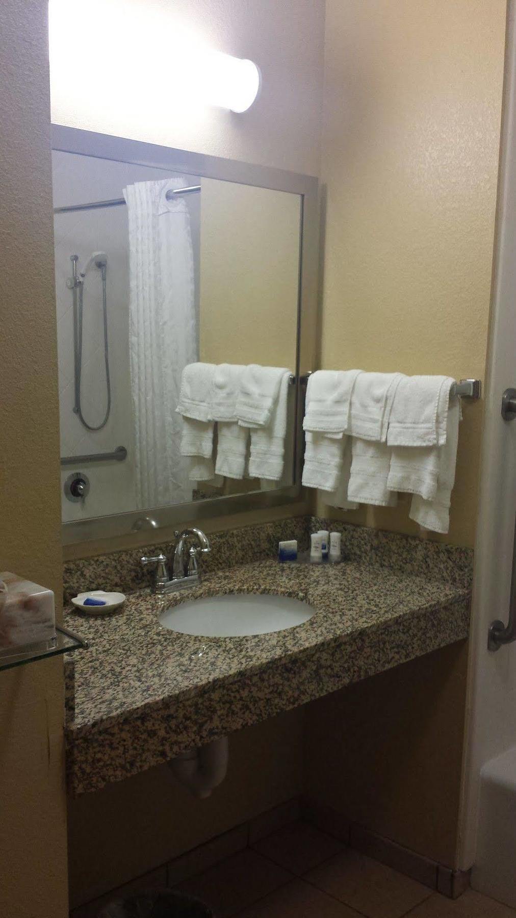 Paradise Inn & Suites Towanda Extérieur photo